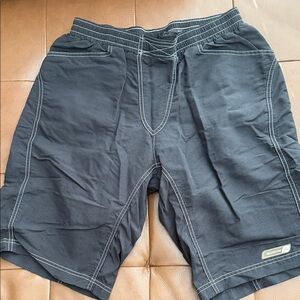 SUGOI Mountain Bike/Cycling Black Shorts with White Detailing XL